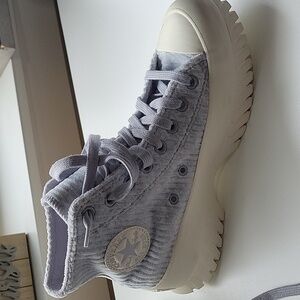 Converse High tops baby blue 8.5 women's NEW